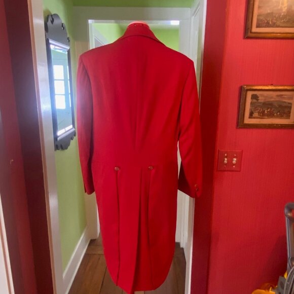 Unique Men's Scarlet Formal Evening Tails - Picture 3 of 5